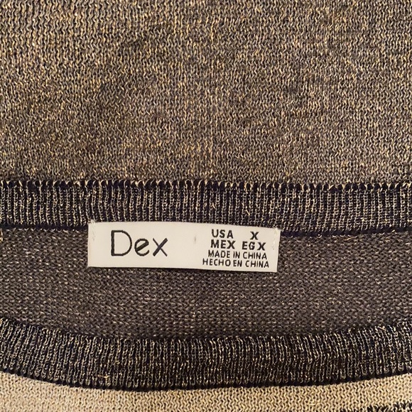 DEC Metallic, short sleeved, lightweight knit top - Picture 4 of 5